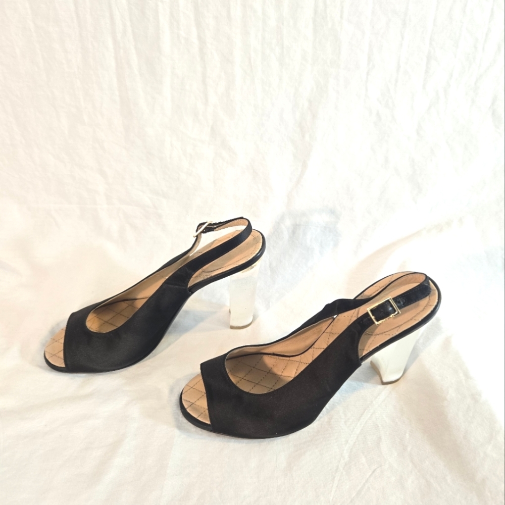 Chanel Women's Size 41 Black 2015 Runway Black Satin Lucite Heel Peep Toe Pumps - Picture 5 of 12